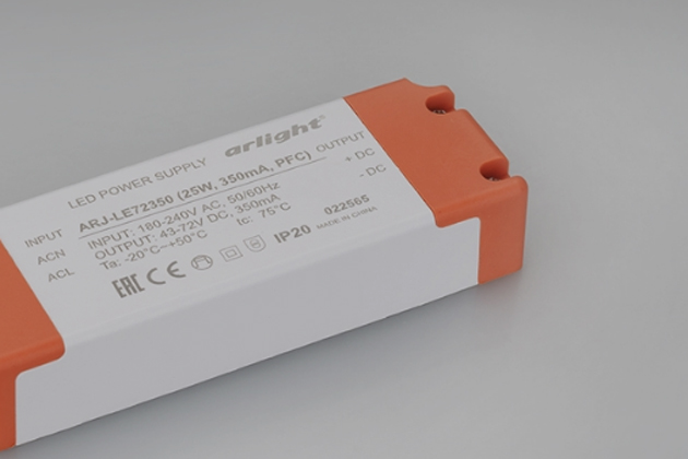 Почему для электропитания светодиодного оборудования нельзя использовать электронные трансформаторы для галогенных ламп?